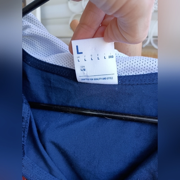 Reebok Men's White, Red, and Blue Rain Jacket_ Large - Picture 5 of 10